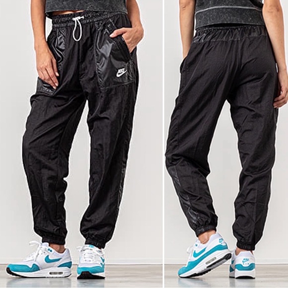 Nike Woven Cargo Rebel Jogger Pants in Black - Picture 2 of 6